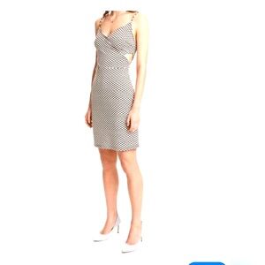 H&M Black and White Checkered Mini Dress brand new with tags! Size large